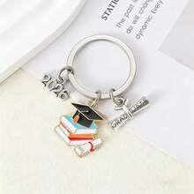 1pc Unisex 2026 Graduation Season Enamel Graduation Cap Keychain, Commemorative Graduation Ceremony Gift Keyring - Multicolor - View 2