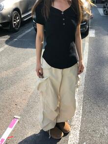 Áo thun tay ngắn ôm eo, cổ chữ V, cài nút, đa năng, thanh lịch, màu đen, thích hợp cho mùa hè. - màu đen - Xem 6