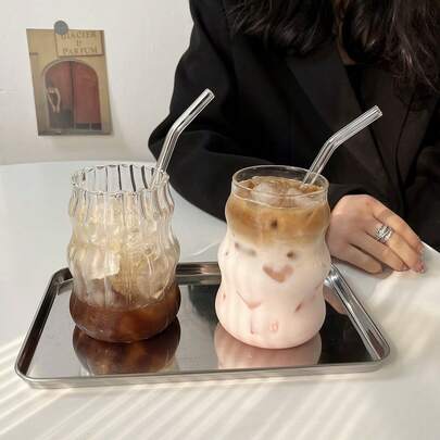 Bộ 1-2-4 chiếc cốc cà phê thủy tinh dung tích lớn, cốc thủy tinh lượn sóng sáng tạo, cốc cà phê hình đám mây có thể tái sử dụng, thích hợp cho sữa, cà phê đá, trà sữa, đồ uống nóng và lạnh, kèm ống hút thủy tinh, thích hợp cho mùa đông, mùa hè và du lịch.