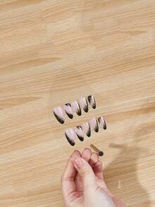 Hai tấm trưng bày móng giả acrylic hình dạng không đều, giá trưng bày sơn móng tay trong suốt, giá trưng bày dụng cụ làm móng. - Trong sáng - Xem 3