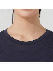 Under Armour 男女通用T恤，2026夏季新款足球训练运动跑步健身透气短袖T恤 25500518-013 - 藏蓝色 - 查看 5