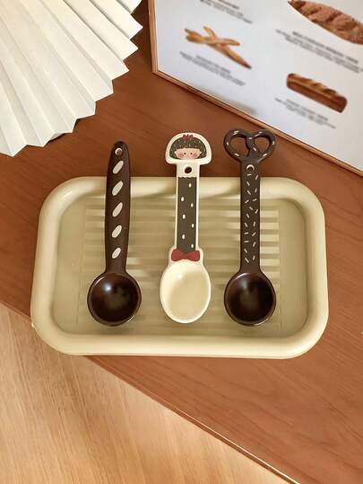 1pc Cute Retro Girl Bread Shaped Ceramic Spoon, Suitable For Cafes, Homes, Restaurants, Parties, Balls, Offices