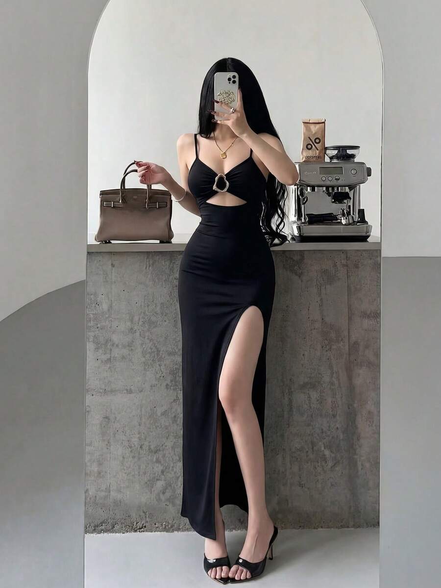 Y2K吊带镂空连衣裙，高开衩修身黑色连衣裙，女士街头风派对连衣裙 - 黑色 - 查看 1