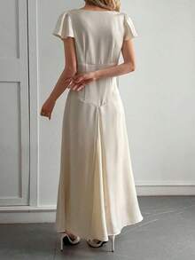 Livesso Spring V-Neck Petal Sleeve Bridesmaid Wedding Guest Party Elegant Waist Cinched Satin Mid-Length Dress Maxi Dress Sundress - 淺黃色 - 查看 2