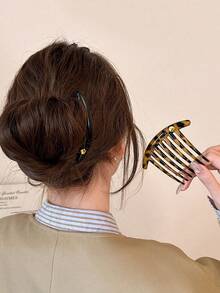 3 pièces Accessoires pour cheveux en forme de croissant de style rétro haut de gamme, pour coiffer les côtés, outil de coiffure pour chignon décontracté, peigne démêlant 7 dents 2026 nouveau, pince à cheveux haut de gamme pour l'occiput, peigne inverse pour chignon, pince à cheveux, épingle à cheveux, bâtonnet à cheveux, cadeau de vacances parfait - Multicolore - Voir 9
