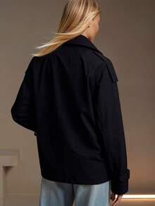 女士秋冬外套，配有实用抽绳口袋，适合寒冷天气下的城市通勤和春季穿着。 - 黑色 - 查看 2