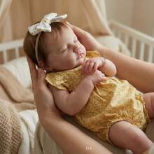 19inch Cuddly Reborn Baby Girl Doll Loulou Newborn Size Lifelike Soft Touch Multiple Layers Painting 3D Skin Gift For Womem - 黃色 - 查看 1