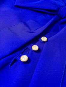 Short-Sleeved Blouse With Puff Sleeves And Bow, Size 8. Elegant Casual Style. Button Closure At The Top. - 寶藍色 - 查看 6