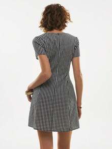 Poéselle Women's Cotton Gingham Button-Front Mini Dress – Figure-Flattering V-Neck Short-Sleeve Summer Sundress Gingham Mini Dress, Button Front Dress, Cottagecore Outfit, Checkered Summer Dress, Picnic Sundress, Vintage-Inspired Mini, V-Neck Short Sleeve Dress, Chic Summer Outfit Casual Plaid Front Button Waist Cinched Short Sleeve Mini Dress, Summer Dresses For Women Spring Outfit Women - màu đen - Xem 12