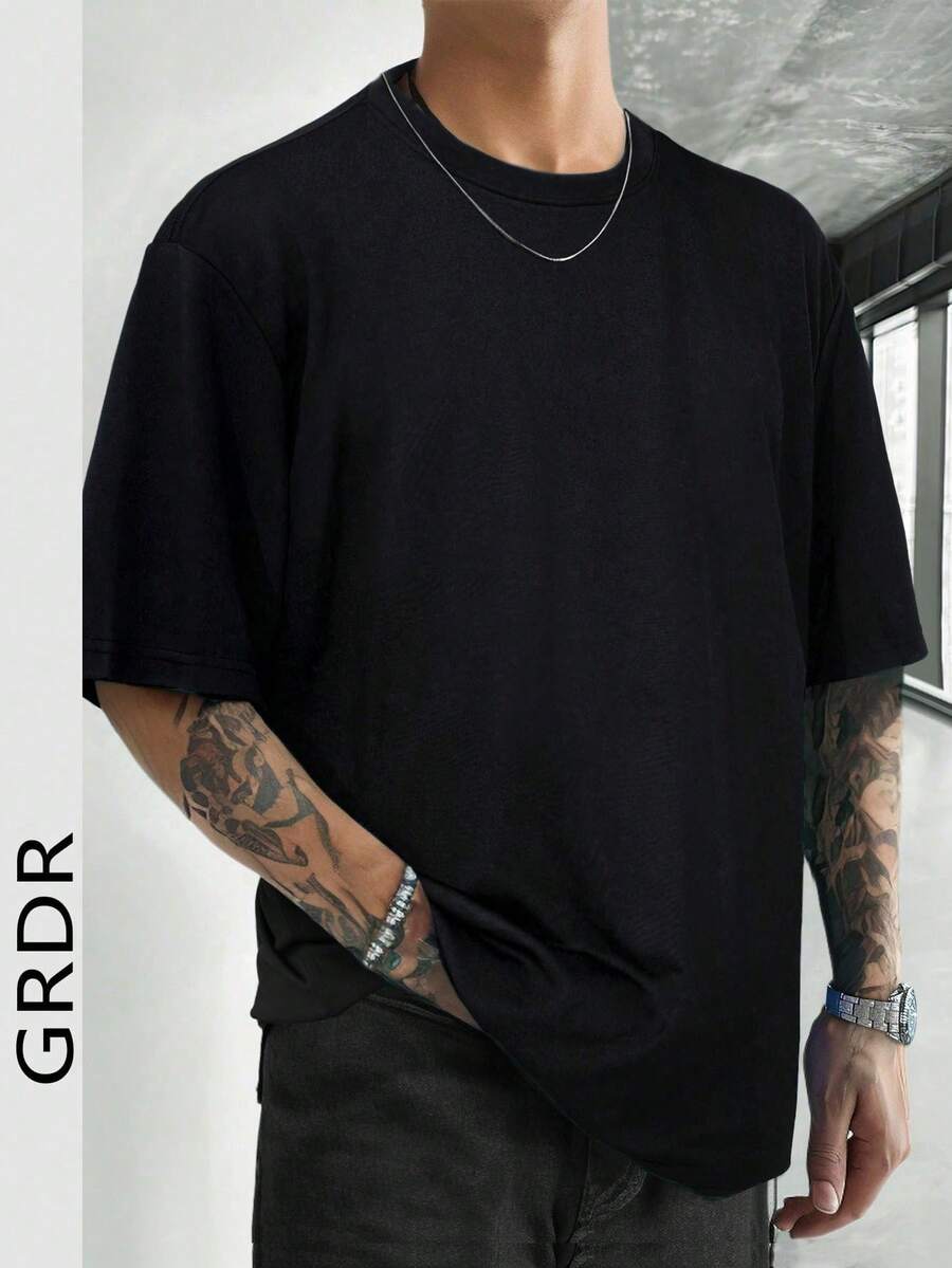 GRDR 男士休闲纯色圆领短袖T恤，舒适时尚，适合休闲、外出、聚会等场合。 - 黑色 - 查看 1