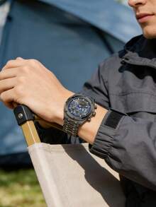 Guess 男士工业风灰色表盘不锈钢石英手链手表 - 灰色 - 查看 4