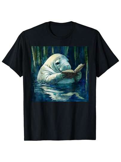 Funny Reading Manatee Graphic T-Shirt - Retro Casual Tee - Soft Black Shirt With Open Water Book Design - Perfect Gift For Animal Lovers & Literature Fans - Casual Attire Novelty Top, Humorous Clothing, Playful Print, Comfortable FitCasual Stylish Men's Crew Neck T-Shirt – Comfortable For Daily Wear And Holiday Celebrations Like Father's Day, And New Year's