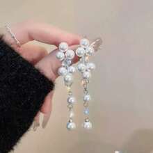 1 Đôi bông tai hợp kim đính đá và ngọc trai giả, phụ kiện cưới thanh lịch, bông tai hình chùm nho cổ điển cách điệu. - Bạc A - Xem 3