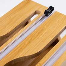 1 hộp đựng màng bọc thực phẩm bằng tre kích thước 33.2*14*7cm, hộp đựng giấy bạc và màng bọc thực phẩm, dao cắt màng bọc thực phẩm 2 ngăn, hình chữ nhật tự nhiên để cắt màng bọc thực phẩm và giấy bạc, thích hợp cho nhà bếp - Mùa tựu trường - Màu Khaki - Xem 10
