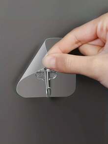 这款单件式天使翅膀烛台/装饰托盘非常适合放置茶蜡或仿真蜡烛，是家居装饰和桌面摆设的理想之选。这款设计独特的烛台摆件也是送给装饰爱好者的精美礼物。 - 多款 - 查看 7