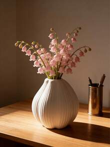 Vaso Preto Elegante com Ramos de Flor de Ameixeira Vermelha - Ideal para Decoração Moderna de Casa, Arranjo de Sala de Chá, Estética Zen, Peça Central de Mesa de Centro de Sala de Estar Minimalista, Presente de Ano Novo Chinês, Arranjo Floral de Primavera, Acessórios Internos Boêmios, Iluminação de Ambiente Aconchegante, Decoração Interna de Plantas Confortáveis - 1 peça, Pode Criar uma Atmosfera Refinada e Graciosa em Qualquer Espaço - Multicolorido - Visão 2
