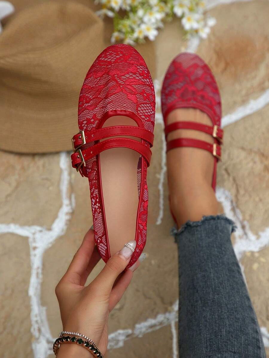 西部风波西米亚镂空假日女士圆头平底套脚鞋，单带设计，蕾丝透气，适合妈妈/奶奶穿着，玛丽珍鞋 - 紅色 - 查看 1