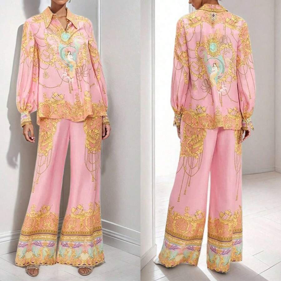 2026 Spring New Arrival Women's Luxury Baroque Print Two Piece Outfit - Pink Long Sleeve Button Down Shirt + High Waist Wide Leg Pants Set, Elegant Vintage Inspired Co-Ord Set For Office Workwear, Casual Daily, Vacation, Brunch & Party, Lightweight Breathable Fabric, Loose Fit For All Body Types, Flattering Silhouette, Sophisticated Gold Chain & Figure Pattern, Comfortable Wrinkle-Resistant Material, Modest Fashion, Versatile Wardrobe Staple, Statement Piece To Elevate Your Spring/Summer Style, Perfect For Weekend Getaways & Special Occasions - 粉色 - 查看 1