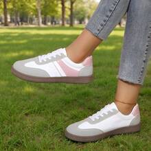 2026新款女士平底休闲运动鞋，圆头系带户外多功能轻便运动鞋，春秋季，易于清洁，平底低帮休闲鞋，撞色运动休闲鞋，复古滑板鞋风格，四季皆宜 - 粉色 - 查看 10