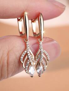 Vanel 1Pair Elegant Golden Soft Leaf Shaped CZ Dainty Earrings For Women, Minimalist Drop Everyday Earrings, Fashion Office Jewelry For Women, Elegant Office Gift For Her - Golden Yellow-white - View 1