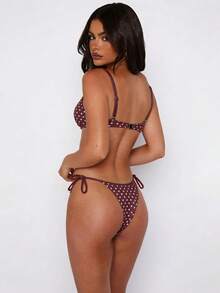 三件套波点印花褶皱蕾丝比基尼套装，搭配条纹印花迷你裙，优雅性感的女士泳装，适合春夏休闲海滩、泳池派对等场合。 - 彩色 - 查看 2