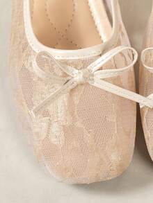 新款女士印花围巾，百搭，适合街头、海滩等场合，搭配搭扣休闲一脚蹬鞋 - 棕色 - 查看 6