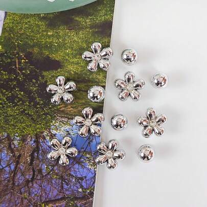 12pcs Shiny Silver Flower Beads Shoe Charms, Non-Metal Lightweight Material, Y2K Fashion Versatile Cute Unisex Decor For EVA Beach Sandals, Slippers, Detachable Shoe Uppers, Holiday Gift