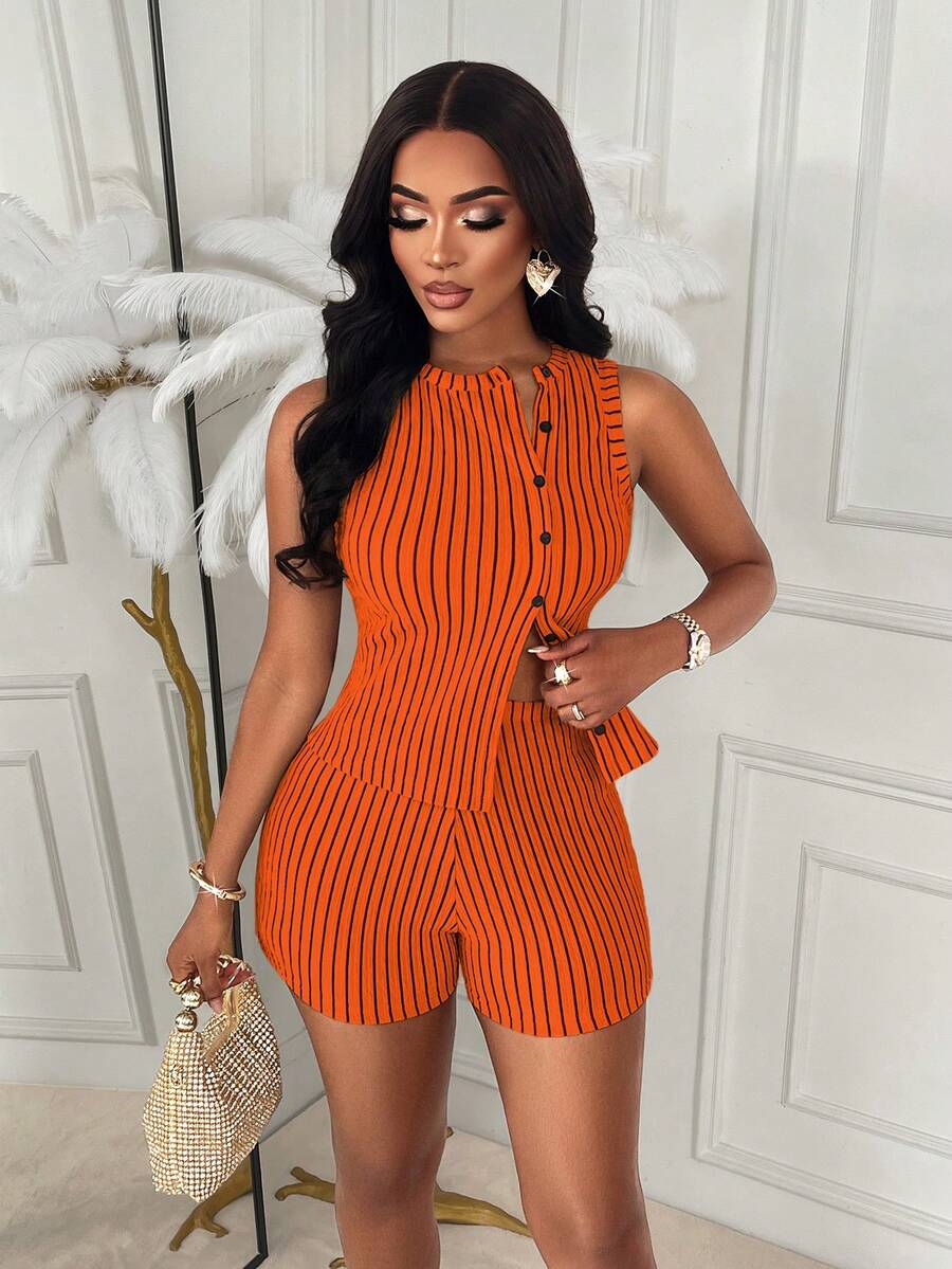 AIJ Bộ đồ 2 mảnh mùa hè dành cho nữ của Amarilo, gồm áo crop top không tay cài cúc kẻ sọc và quần short, thích hợp cho kỳ nghỉ và sinh hoạt tại nhà (Họa tiết ngẫu nhiên) - trái cam - Xem 1