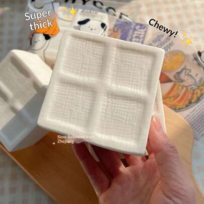 1 miếng đậu hũ phổ biến, siêu mềm, ẩm và dai, có độ đàn hồi chậm, hoàn hảo để giảm căng thẳng và nặn. Quà sinh nhật - Quà Giáng sinh - Quà Halloween - Quà Phục sinh - Món quà hoàn hảo - Quà tặng