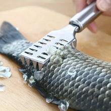 Stainless Steel Fish Scale Remover Tool, Fish Scale Scraper, Quickly And Easily Remove Fish Scales, Fish Scale Planer, Fish Scaling Tool, Household Kitchen Gadget Planer Knife, Descaling Knife, Small Kitchen Tool - Multicolor - View 7
