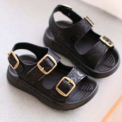 Dép xăng đan trẻ em khóa kim loại cổ điển, dép đi biển mùa hè đế mềm chống trơn trượt cho bé trai, dép xăng đan trẻ em thiết kế khóa đôi sang trọng đế mềm chống trơn trượt mùa hè 2026 mới, dép xăng đan hở mũi thoải mái đế mềm cho trẻ em, dép xăng đan mùa hè đa năng khóa kim loại kiểu retro cho bé trai và bé gái.
