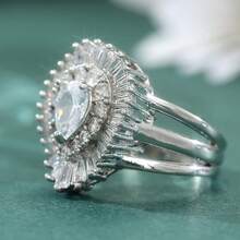 时尚奢华闪耀的立方氧化锆镶嵌水滴形戒指，女士婚礼、派对和节日珠宝配饰，完美周年纪念礼物 - 銀色 - 查看 3