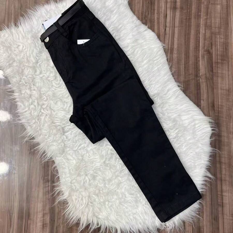 High-Waisted Mom Jeans With Belt, Plain. - Preto - 查看 1
