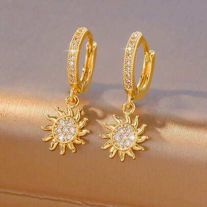 1 Pair Women's Gold-Plated Sun Hoop Earrings, Radiant Sun-Shaped Pendant