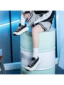 匡威 2026 春季新款 Chuck 70 AT-CX 功能性厚底帆布鞋，男女通用休闲帆布鞋 A06557 - 黑色 - 查看 4