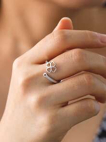 1pc Minimalist Stainless Steel Heart & Clover Adjustable Ring, Fashionable Cute Gift For Girls, Personalized Memento - Simple Series - View 9