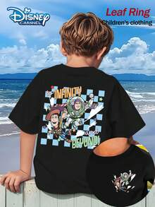 Disney Buzz Lightyear Flying T-Shirt With Checkerboard Background And Flying Style, Featuring Classic Lines - To Infinity And Beyond Print Pattern Summer Tops,Short-Sleeved Casual And Cute Style  Children's Clothing Design, Boy Clothes For Kids ,Ropa Para Niños,Boy Clothes For Kids,Graphic Tee, Summer Clothes,Perfect For Cool Boy. Comfortable And Breathable Children's Short-Sleeved T-Shirt. Comfortable And Casual Wear All Year Round 180g Pure Cotton Children's Clothes,Comfortable & Lightweight, Iconic Print For Mix-And-Match Outfits,Suitable For Both Boys And Girls. - 黑色 - 查看 1