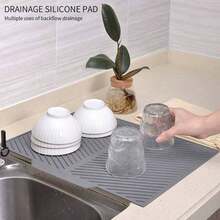 1 tấm lót thoát nước bằng silicon, tấm lót cốc chén có rãnh thoát nước, tấm chống trượt cho phòng tắm, nhà bếp, bàn ăn, tấm lót cách nhiệt. - Màu xám đen - Xem 2