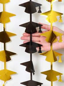 1 chiếc rèm tua rua vàng óng ánh thiết kế mũ tốt nghiệp năm 2026, trang trí tiệc tốt nghiệp năm 2026, phông nền tiệc lễ hội, trang trí nhà cửa, trang trí phòng, phông nền chụp ảnh, phụ kiện tiệc tốt nghiệp, trang trí tiệc tốt nghiệp, đồ dùng tiệc tốt nghiệp, quà tặng tốt nghiệp, trang trí tốt nghiệp - vàng đen - Xem 3