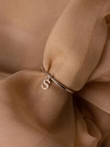 Stainless Steel Personalized Letter Pendant Ring, Customized Letter Pendant Ring, Gold And Silver Small Letter Band Jewelry, Minimalist Style Delicate Stackable Ring, Anniversary Gift - Multicolor - View 6