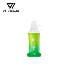 1个WRELS硅胶咬嘴软水壶，防漏渐变水壶，适用于跑步和骑行，便携式水袋，适合上学和徒步旅行，也适用于登山、远足、户外运动、羽毛球和篮球等运动。 - 彩色 - 查看 8
