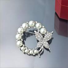 Ghim cài áo hình bướm đính ngọc trai dành cho nữ, phụ kiện cài ve áo tinh tế, thiết kế đa năng. - Nhiều màu - Xem 5