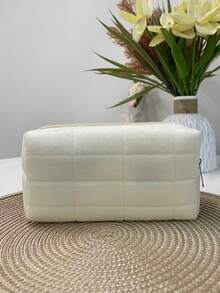 1个白色花卉格纹绗缝化妆包，休闲优雅风格，便携多功能，大容量收纳空间，可装手提包、口红、卫生巾、硬币、钥匙、耳机、数据线、充电器、耳机等，可爱洗漱用品收纳包 - 彩色 - 查看 6