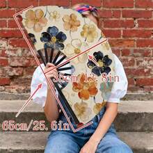 Bộ quạt cầm tay dành cho nam và nữ, được làm từ chất liệu polyester, với họa tiết hoa rực rỡ điểm xuyết màu vàng, mang đến thiết kế trang nhã và sang trọng, phù hợp sử dụng hàng ngày, là phụ kiện thời trang theo phong cách TODAYART, mang lại hiệu ứng thị giác tươi vui và lộng lẫy. Thích hợp cho mùa hè và các dịp lễ. - Nhiều màu - Xem 2