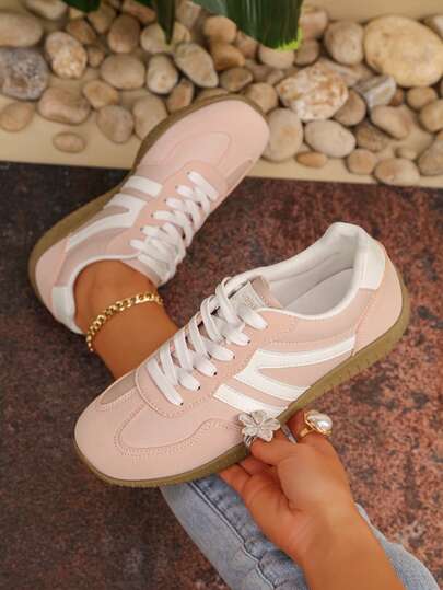 Women's Summer Casual Flat Soft Bottom Non-Slip Splicing Color Outdoor Sports Shoes, Suitable For Spring And Autumn