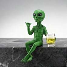 1件树脂外星人饮酒雕像 - 一款充满想象力和趣味性的太空主题装饰品。非常适合摆放在书桌或书架上。是科幻迷的完美礼物，也是圣诞节、节日或赠送亲朋好友的绝佳选择。适用于节日装饰和科幻主题房间装饰。| 有趣的外星人设计 | 精湛工艺，外星人主题装饰，家居装饰，户外花园雕塑 - 外星人 - 查看 7