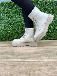 Women's Ankle Boot With Tractor Sole, Mid-Calf, Platform, Comfortable, Military Style, Black, Beige, Off-White - 米白色 - 查看 1