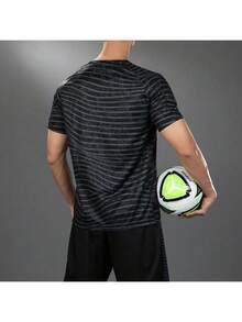 Under Armour 男女通用T恤，2026夏季新款足球训练运动跑步健身透气短袖T恤 24500510-001 - 黑色 - 查看 6