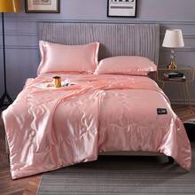 1pc Ultra-Soft Cooling Satin Quilt - Light Gray, Breathable & Smooth Summer Bedding For Home, Dorm, Or Hotel Use, Machine Washable, Pillowcase Not Included, Contemporary Style, Dorm Room Essentials | Modern Bedroom Decor | Satin Weave Quilt - White - View 6