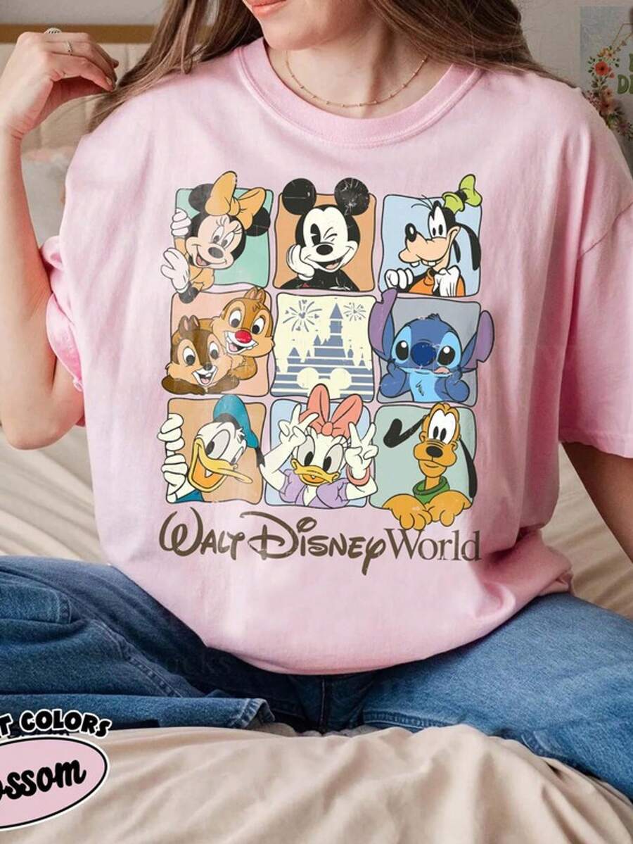 Disney Princess Retro Disney World Comfort Shirt, Retro Disney World Shirt, Mickey And Friends Shirt, Retro Disney Shirt, Disney 2026 Journey To Disneyland T-Shirt, Women's Casual Oversized Top, Women's Casual Loose Top, Summer Streetwear, Birthday Gift Shirt, Amusement Park Home Matching Shirt, Text Shirt, Retro Amusement Park Travel Shirt, Family Vacation Shirt, Casual Loose T-Shirt. Soft And Breathable Fabric Is Suitable For Themed Activities, Made Of Soft, Comfortable, And Durable Materials. Spring And Summer Women's Round Neck T-Shirt Is Perfect For Going Out/Daily Wear/Summer Shopping, Gatherings, Travel, And Parties. This Is Also An Exquisite Classic Sportswear And Women's Summer Clothing, With A White Top - 粉色 - 查看 1